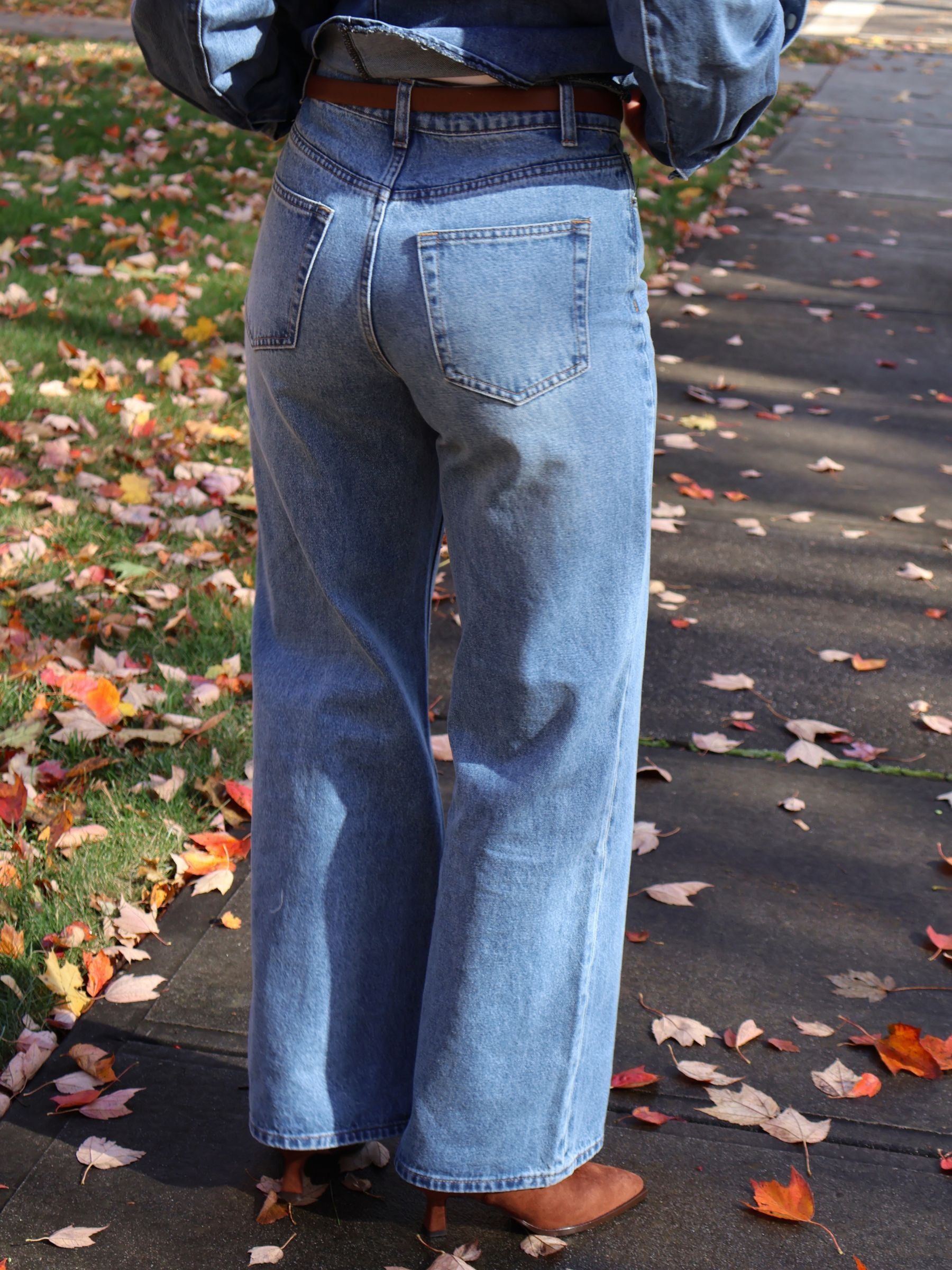 Signature Straight Leg Jeans