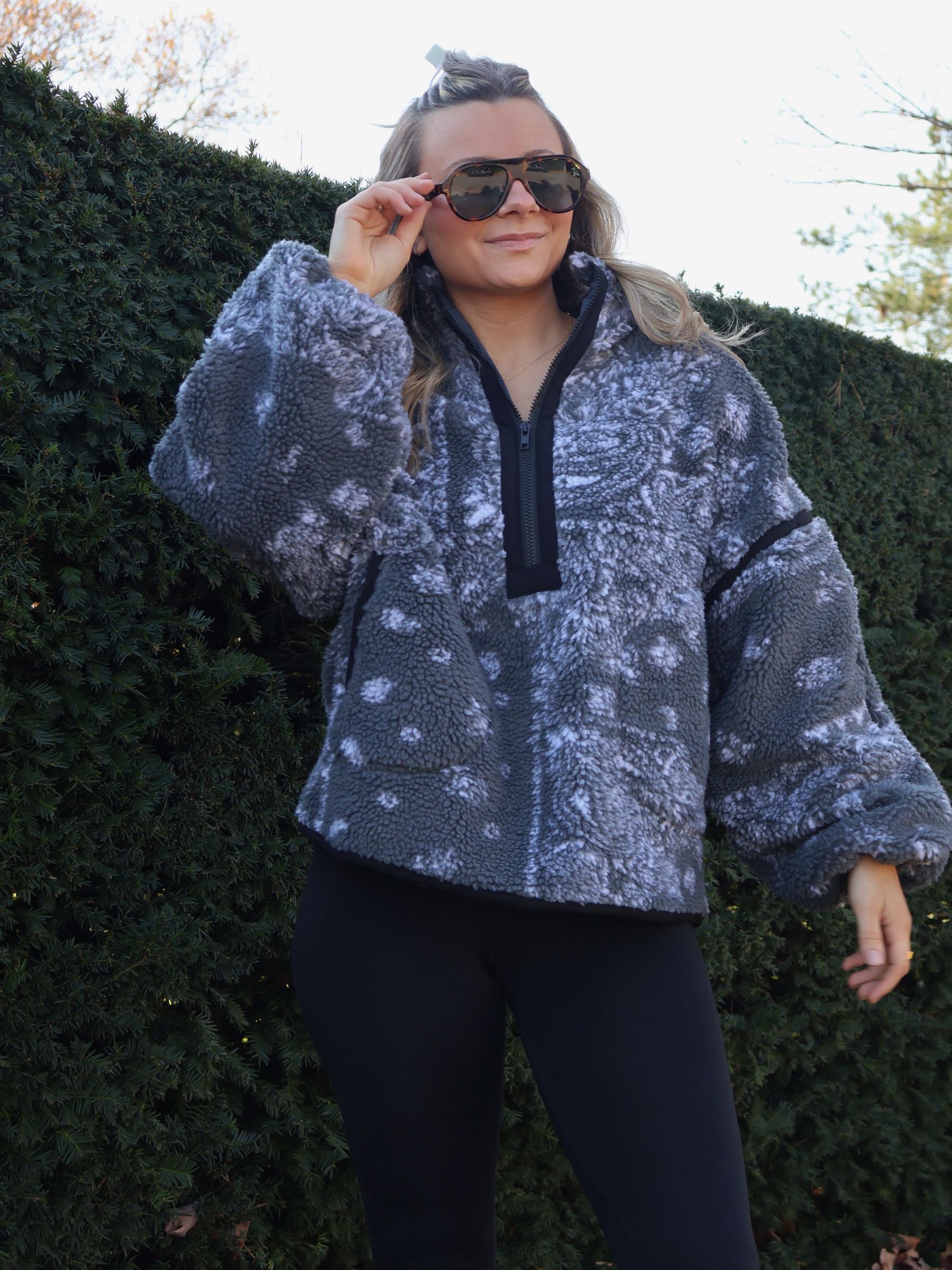 Mountain Mornings Fleece Pullover